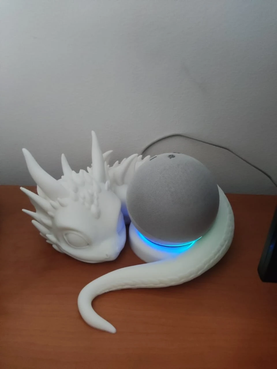 Base para alexa de Dragon 4ta y 5ta generacion